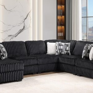 Snuggle Sectional In Black
