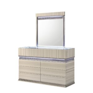 Leonor Mirror