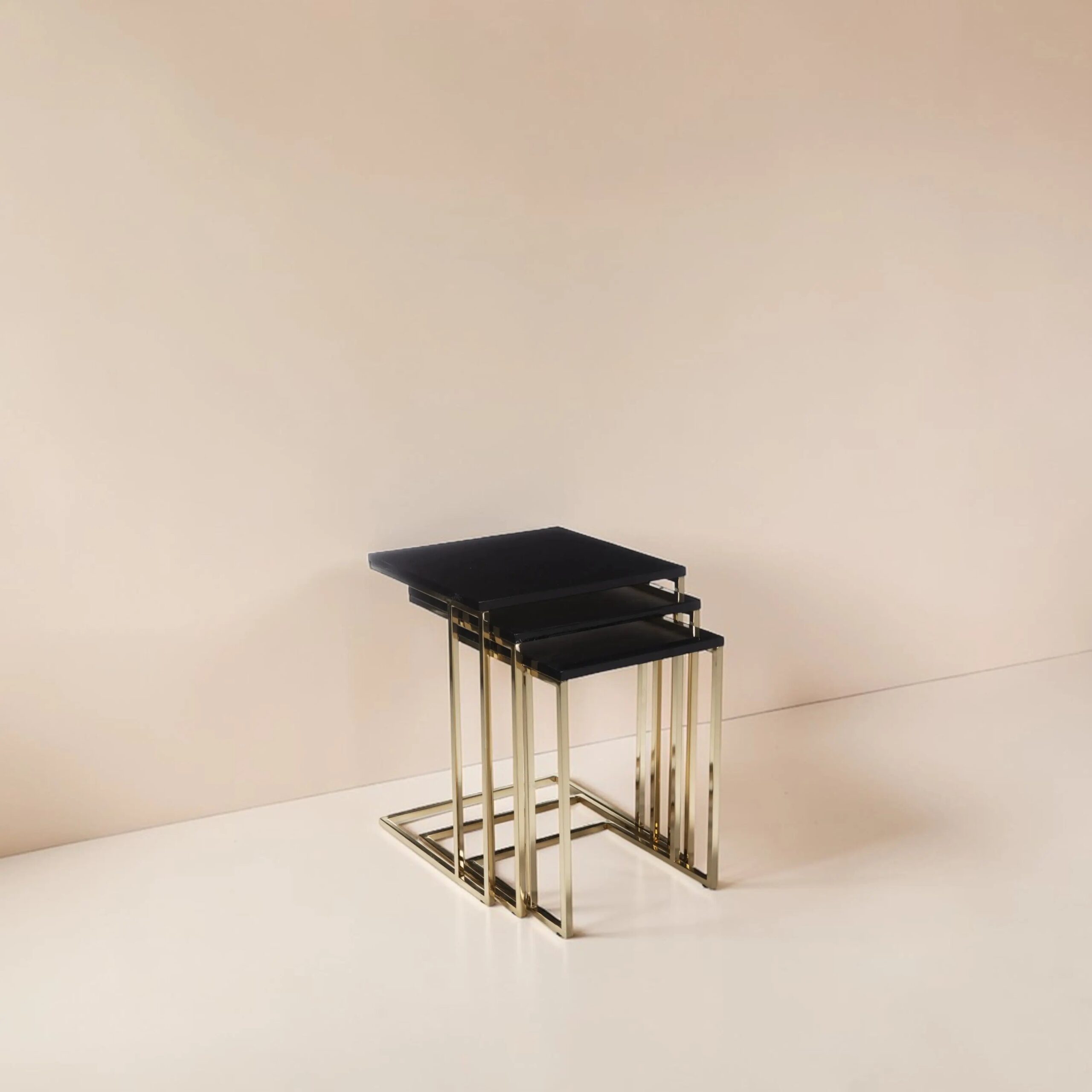 Carlino Nesting Table